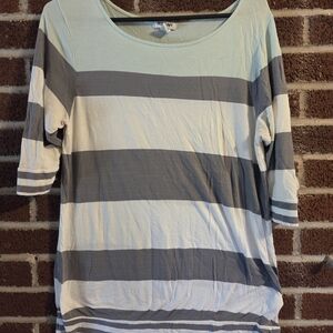 Old Navy Mint and Gray Striped Short Sleeve Tee